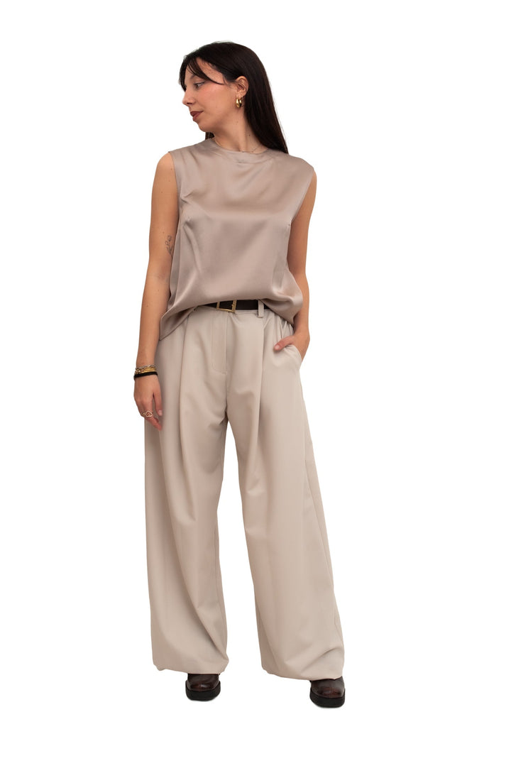 outfit blusa e Pantalone  palazzo a gamba ampia