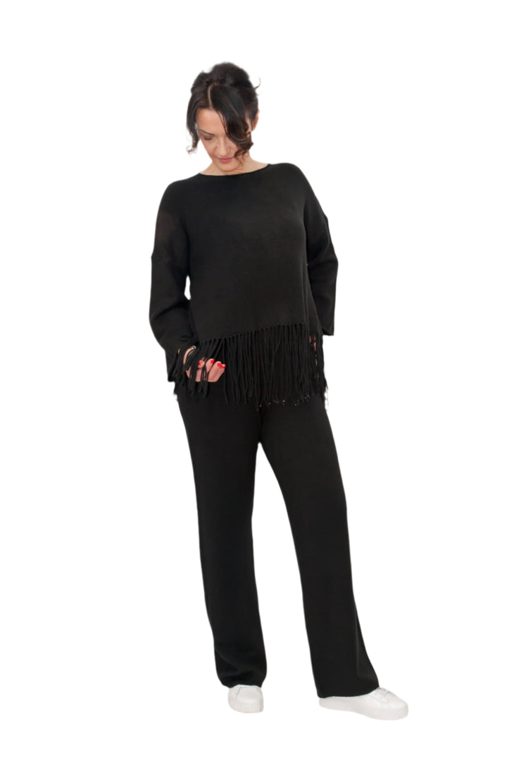 Completo in maglia con frange