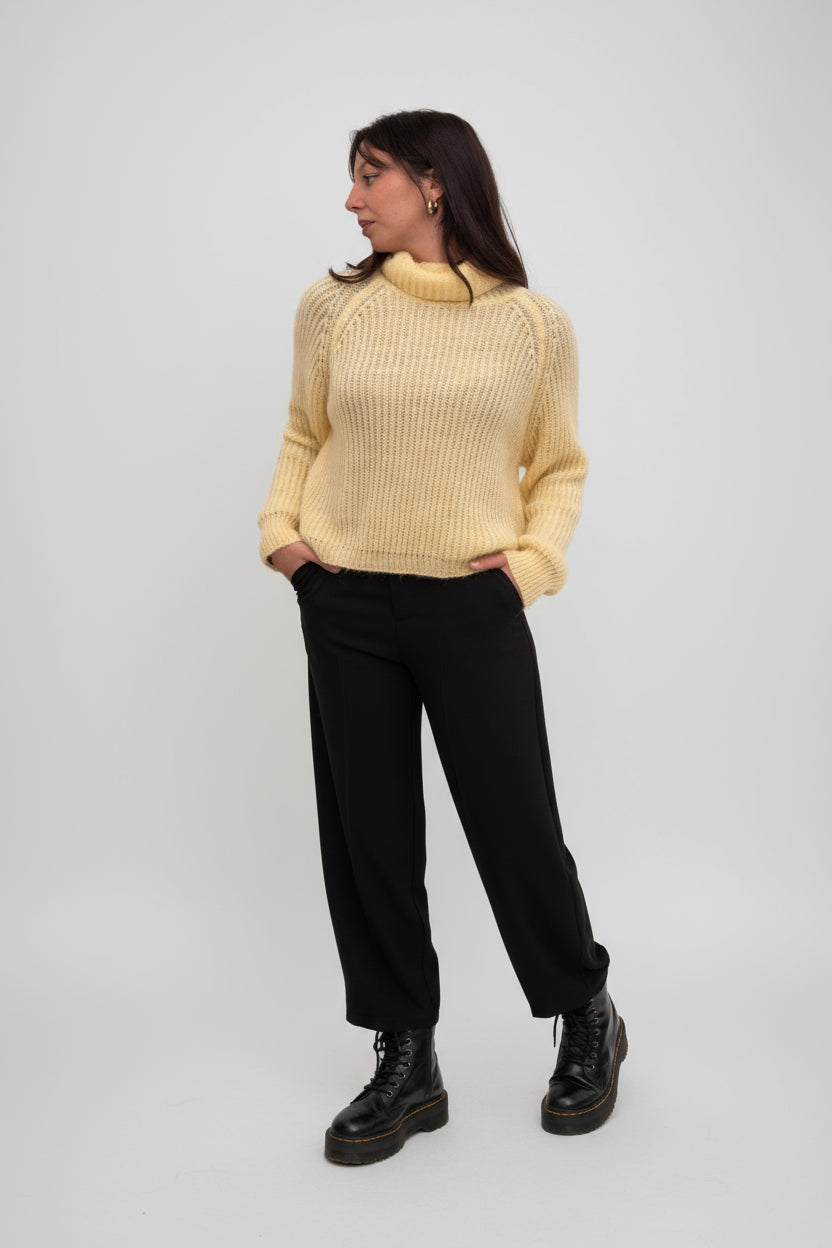 Maglione mohair collo alto