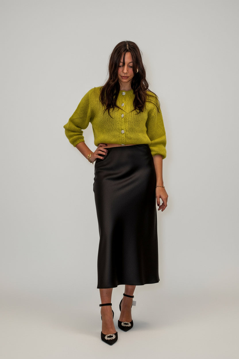 Outfit gonna raso maglione gioiello